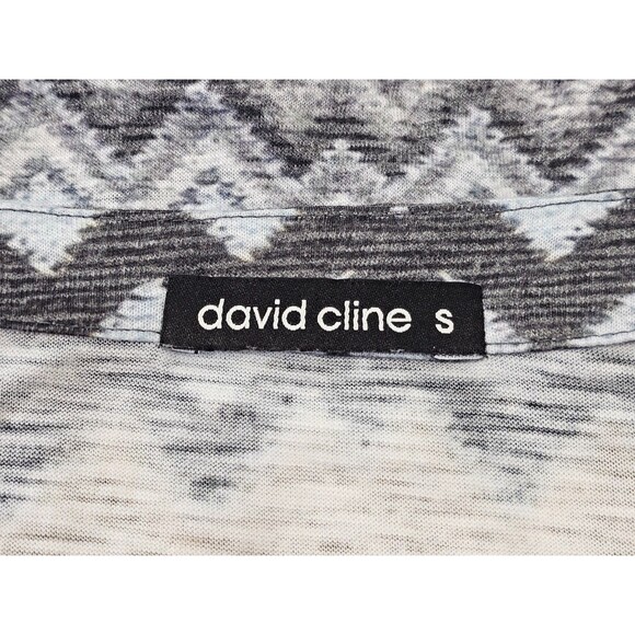 ALK Women's S David Cline Chevron Roll Tab Sleeve V-Neck Tuni Blouse Shirt Top - Picture 6 of 6